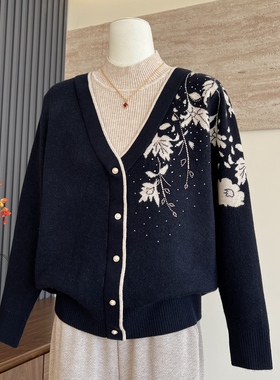 气质时尚假两件新款秋冬季妈妈装中领内搭中老年女士保暖厚款毛衣