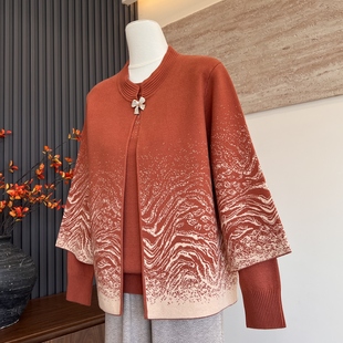 时尚洋气妈妈装秋季新款针织衫上衣真两件中老年女士毛衣奶奶套装