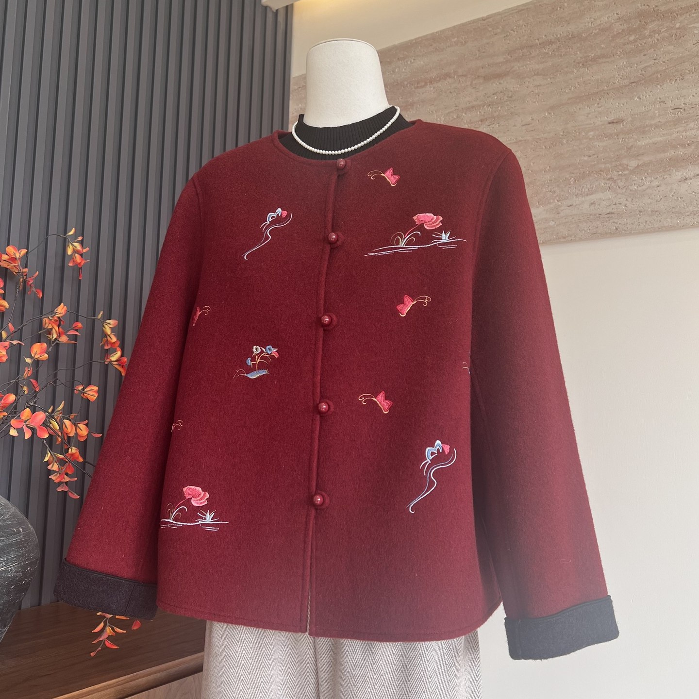 时尚洋气新款妈妈装春秋季圆领长袖开衫中老年女士新款小香风外套