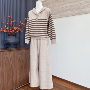 秋季 中老年女休闲毛衣套装 妈妈装 洋气连帽套头上衣九分裤 时尚 新款