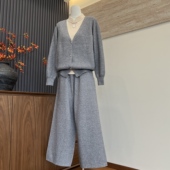 洋气妈妈装 新款 针织上衣裤 时尚 子真两件中老年女气质秋冬毛衣套装