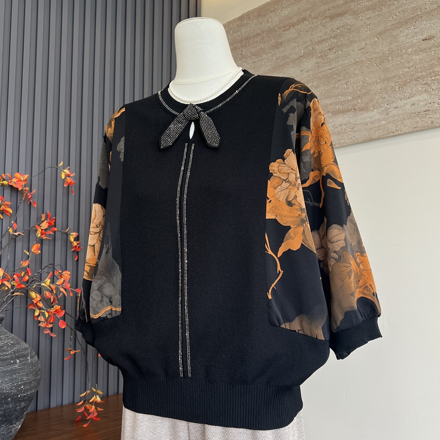 时尚洋气新款妈妈装圆领七分纱袖小衫中老年女士显瘦春季T恤上衣