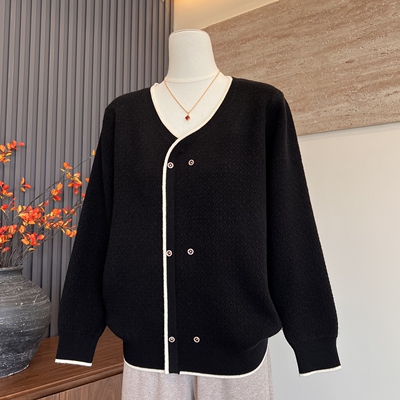 妈妈装秋季新款针织时尚套头上衣