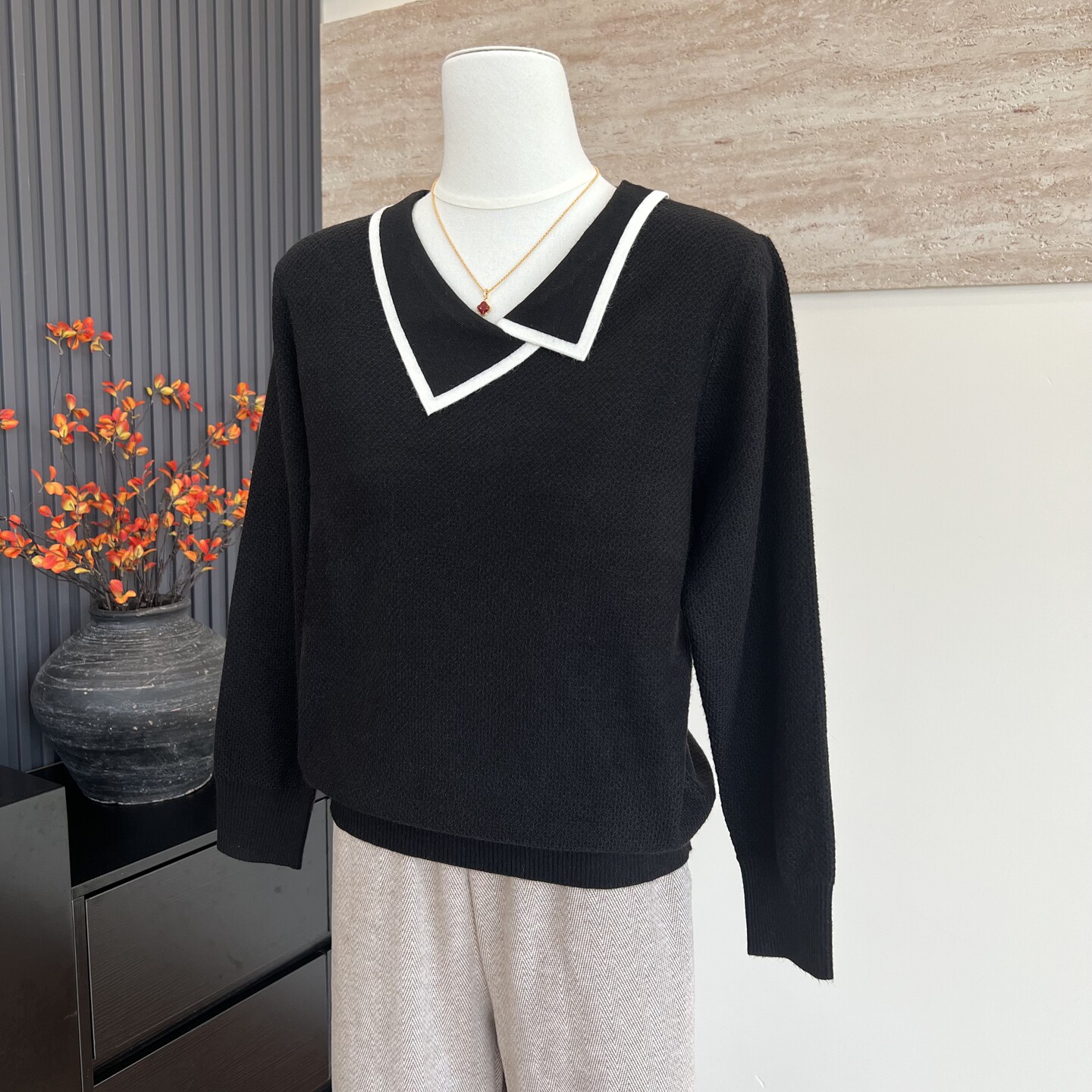 新款妈妈装秋季翻领长袖针织衫