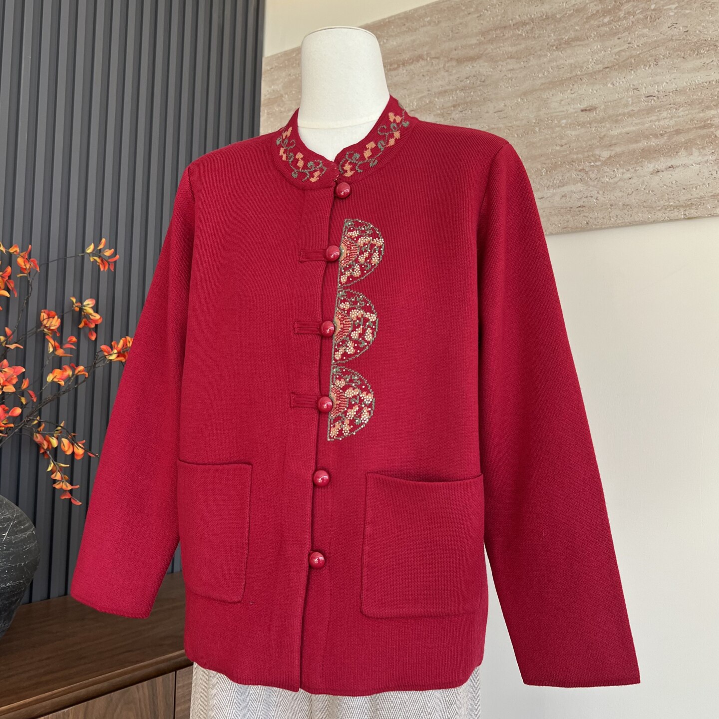 新中式新款中老年女秋冬纽扣立领开衫奶奶款一体绒女加厚保暖外套