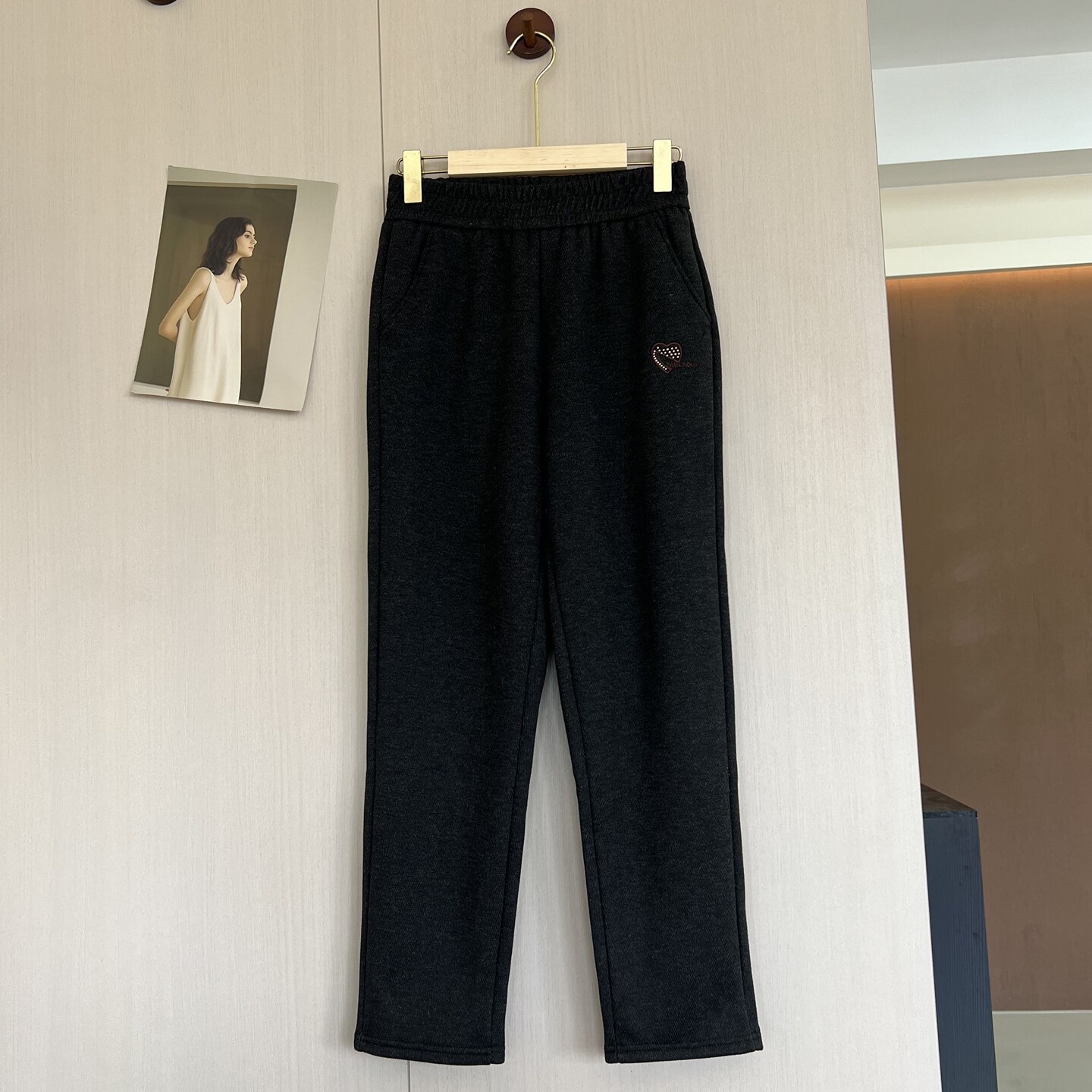 时尚新款妈妈装小个子裤子冬季加绒松紧腰中老年女保暖九分小脚裤