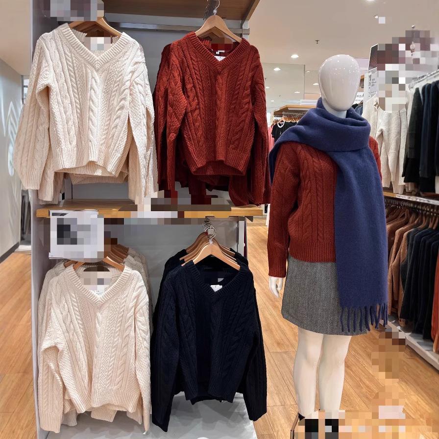 女装纽花V领针织衫套头长袖毛衣毛衫打底衫百搭24秋冬新款471745