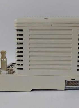 3BSE069272R2\tPP877     ABB触摸屏  全新原装现货  议价