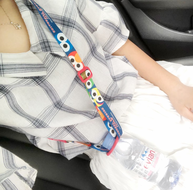 饮料瓶背带 日本芝麻街 出游矿泉水带子儿童便携式纯净水瓶背挂绳