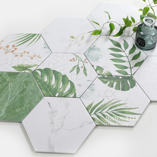 戴纳 绿色植物六角砖六边形地砖阳台庭院花砖厨房卫生间复古瓷砖