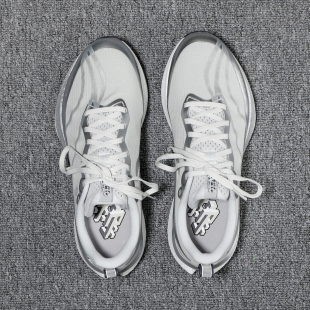 潮流耐磨竞速运动跑步鞋 透气时尚 新款 李宁赤兔8PRO男子2025秋季