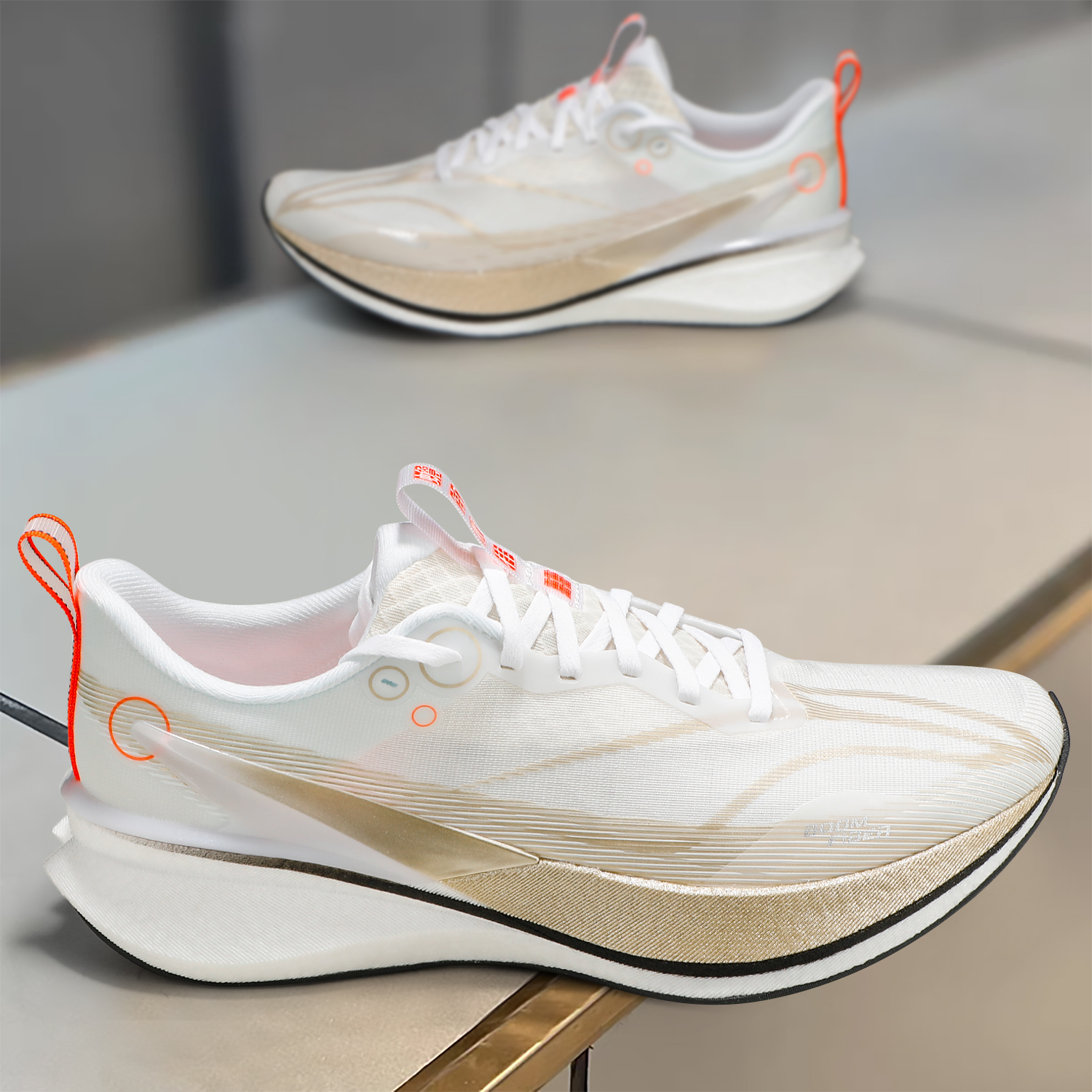 李宁2025夏季全掌䨻耐磨跑步鞋男款赤兔8PRO防滑运动鞋ARPV003