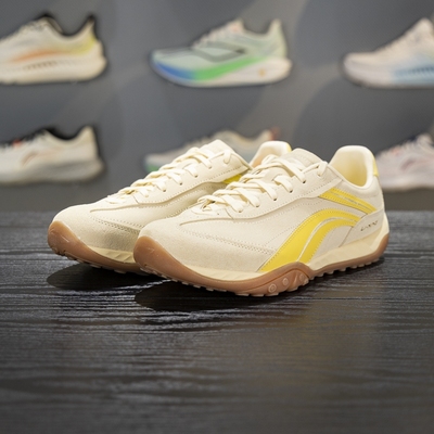 李宁2025冬季新款心流女款减震回弹薄底鞋运动潮流舒适经典休闲鞋