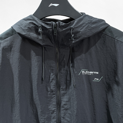 李宁2025夏季男款反光宽松运动风衣速干健身冲锋衣外套AFDU061