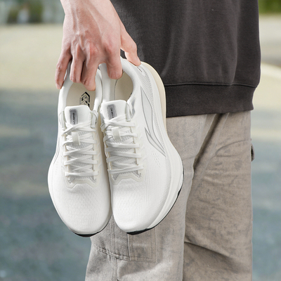 李宁2026春季新款男子专业跑步系列赤兔9轻便竞速训练高回弹跑鞋