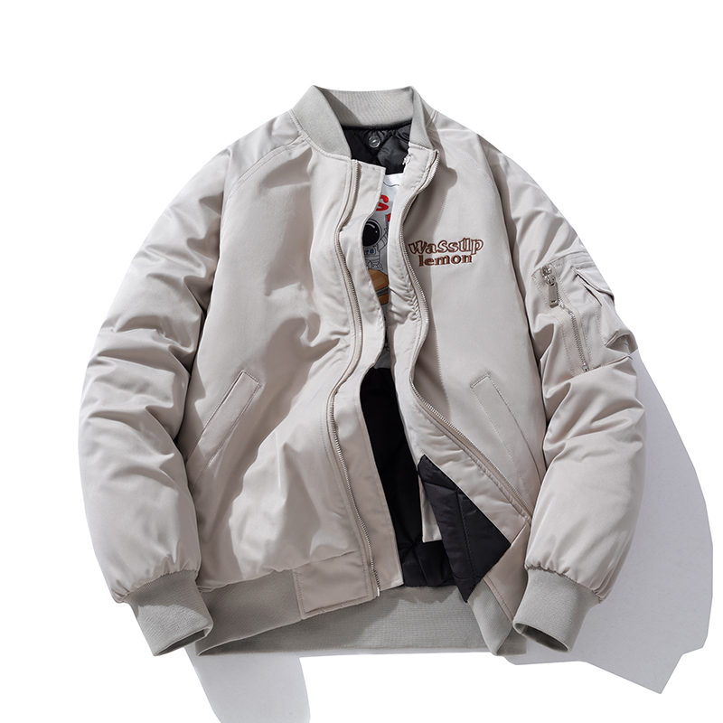 免费试穿高级感刺绣棒球服