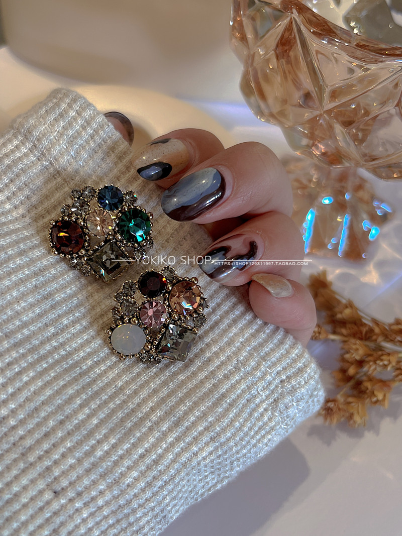 韩国复古奥地利水晶高档西装毛衣小胸针高档女礼物工作制服配饰