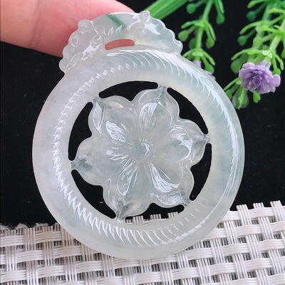 实拍A货翡翠55.5/48/5.8老坑冰种起胶花开富贵吊坠翡翠玉牌挂件