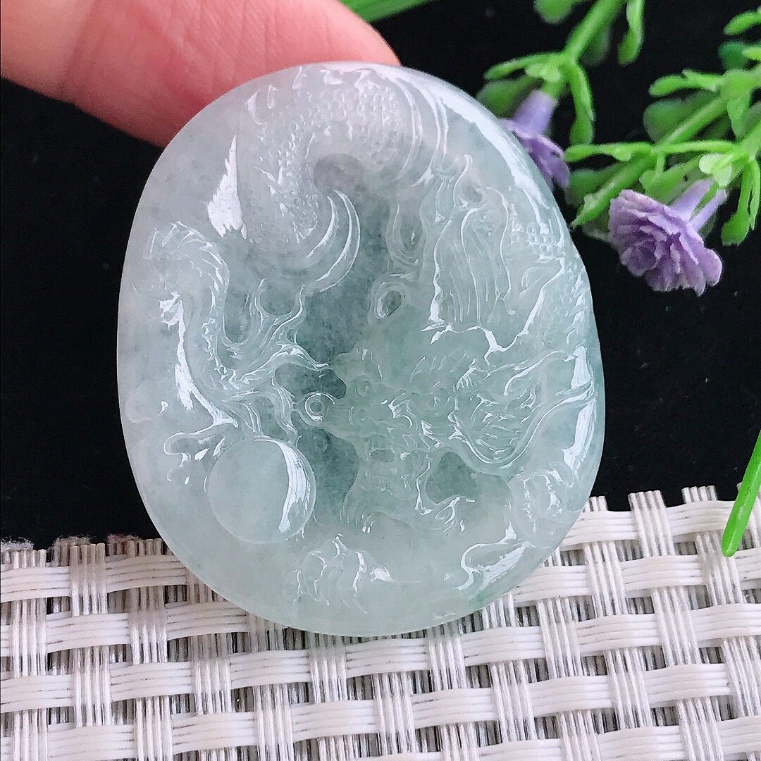 实拍A货翡翠42/34.8/4.6老坑冰润起胶龙牌吊坠翡翠玉牌挂件