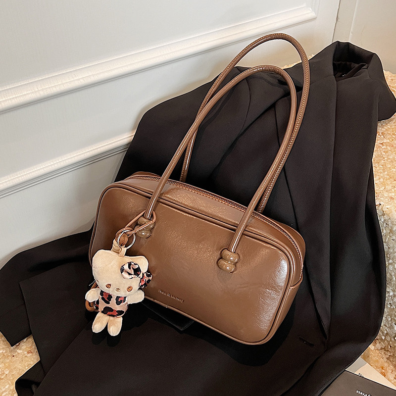 腋下包包女式2025新款春夏流行时尚红色单肩包高级感美拉德通勤包