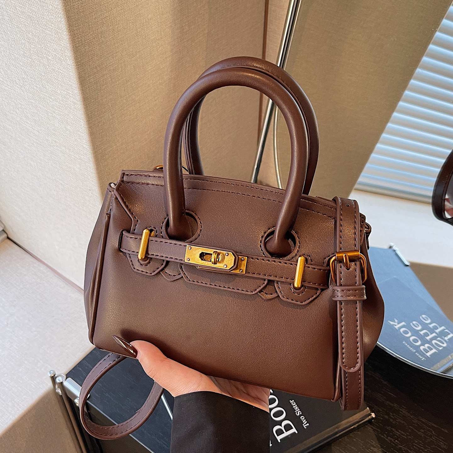 铂金手提包包女式2026新款高级感复古时尚百搭超火通勤单肩斜挎包,箱包皮具/热销女包/男包,通用款女包,淘宝优惠券,粉丝福利购,淘宝优惠卷