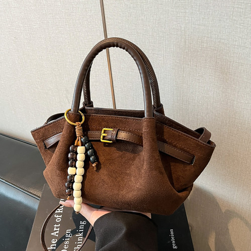 2025新款高级感通勤棕色斜挎包