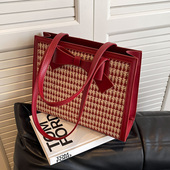 红色包包女士2026新款 日常可用单肩包大容量结婚包伴娘新娘托特包