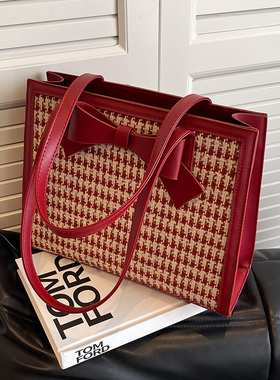 红色包包女士2025新款日常可用单肩包大容量结婚包伴娘新娘托特包