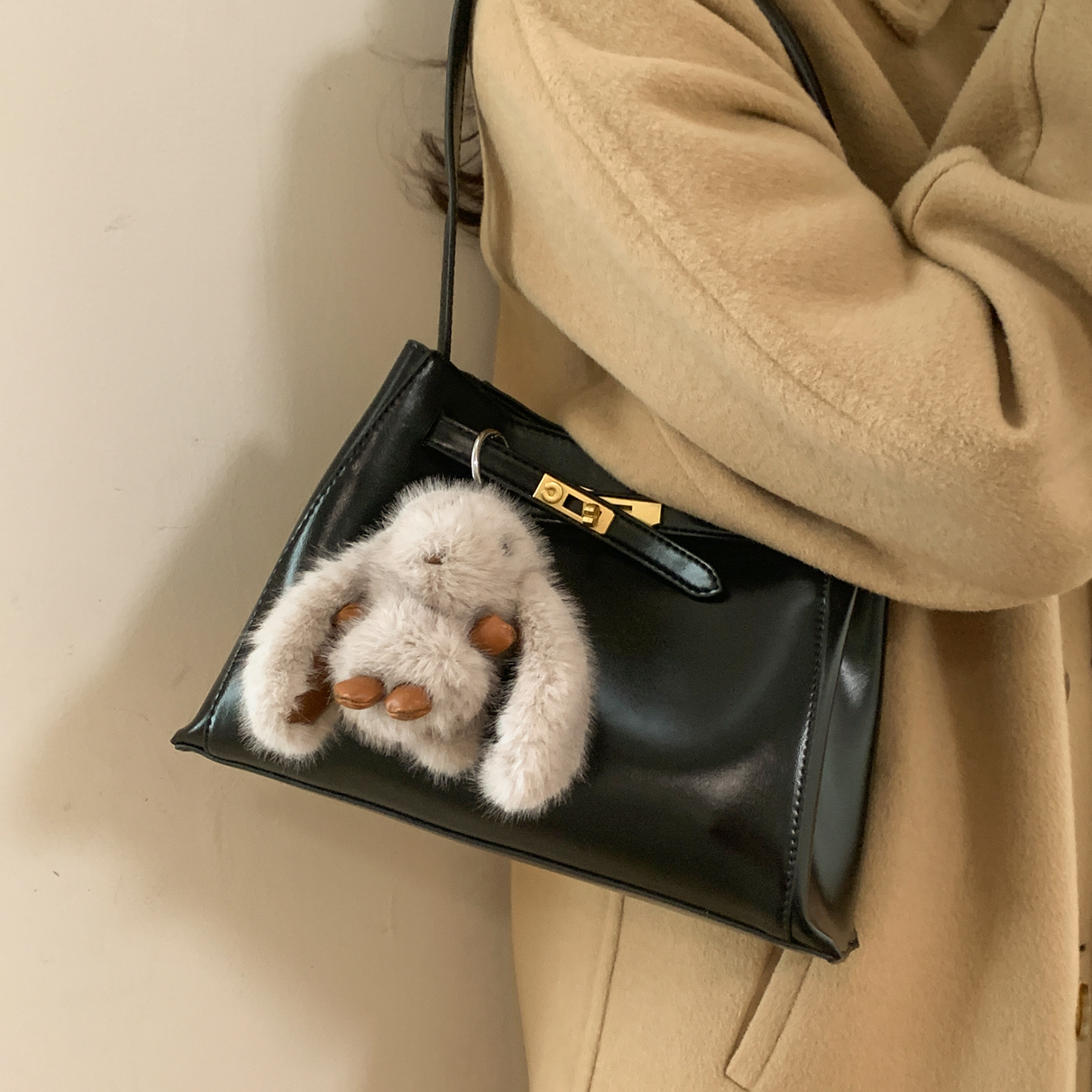 2025新款百搭通勤凯莉手提女包