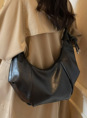 大容量包包女式2025新款秋冬高级感上班通勤单肩包精致斜挎饺子包