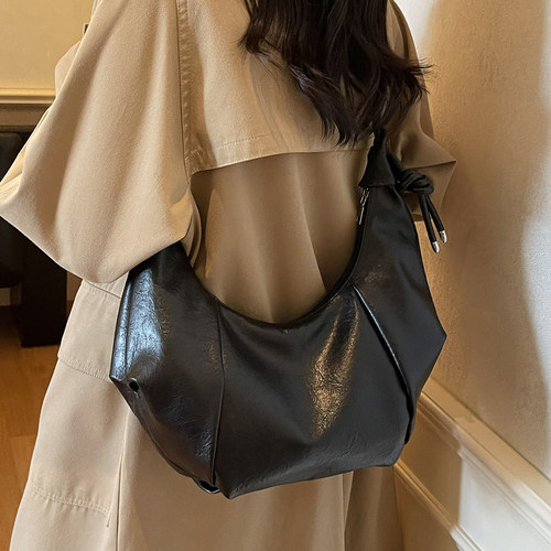 2025新款百搭大容量饺子包包