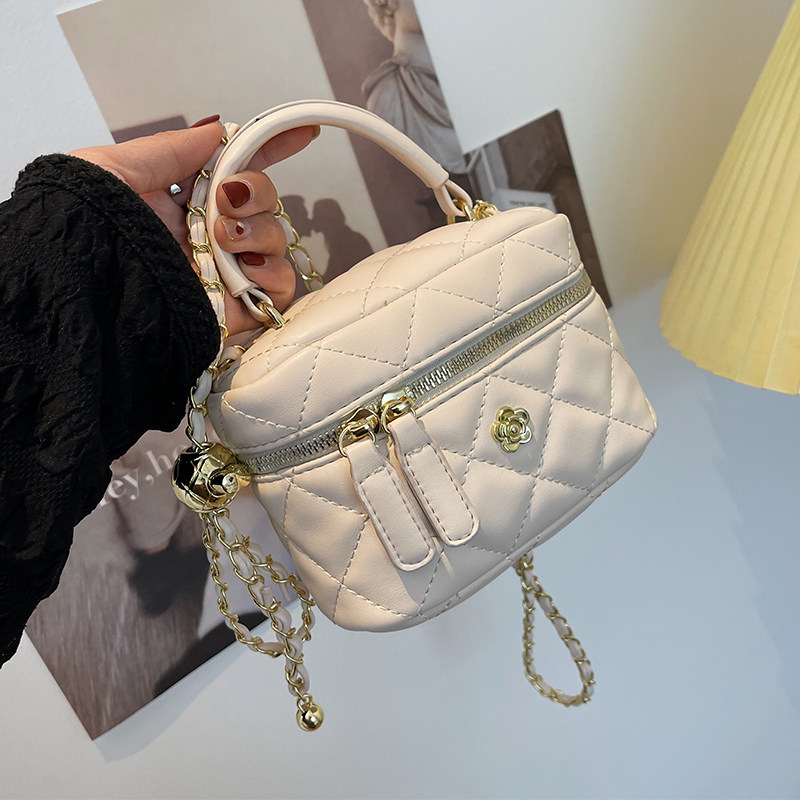 迷你小包包女2025新款时尚菱格链条斜挎包百搭ins洋气手提水桶包,箱包皮具/热销女包/男包,水桶包,淘宝优惠券,粉丝福利购,淘宝优惠卷