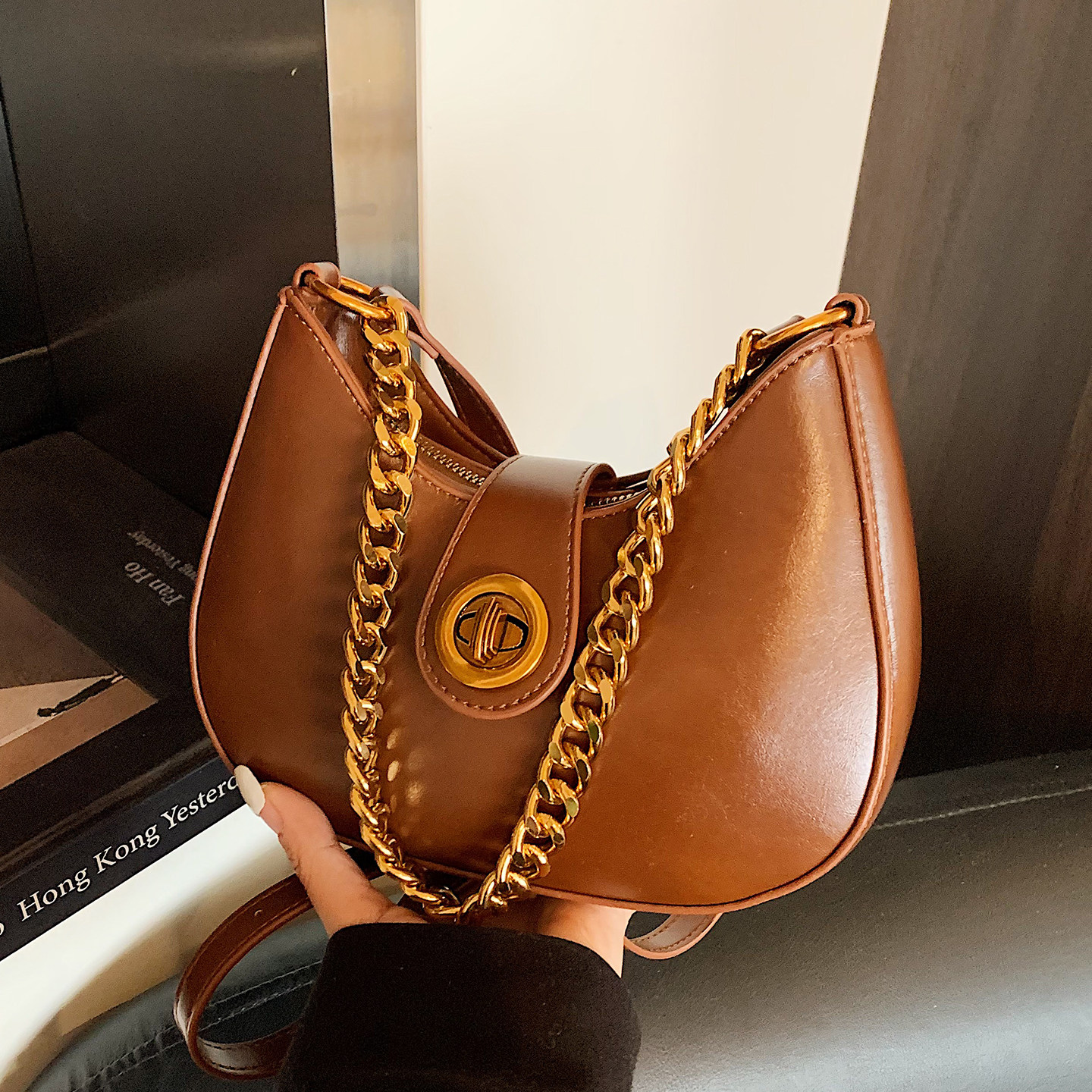 2025新款小众简约时尚百搭单肩包