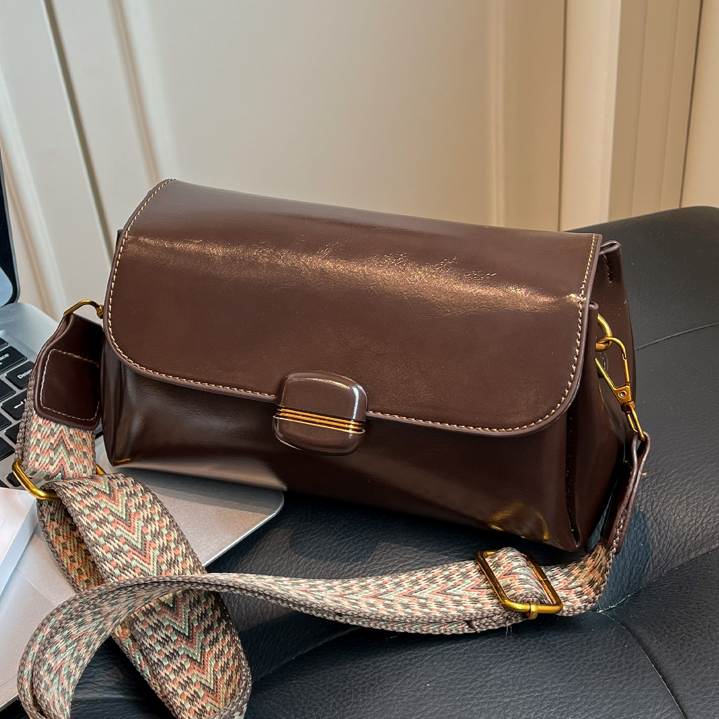 2025新款小众百搭真皮腋下包