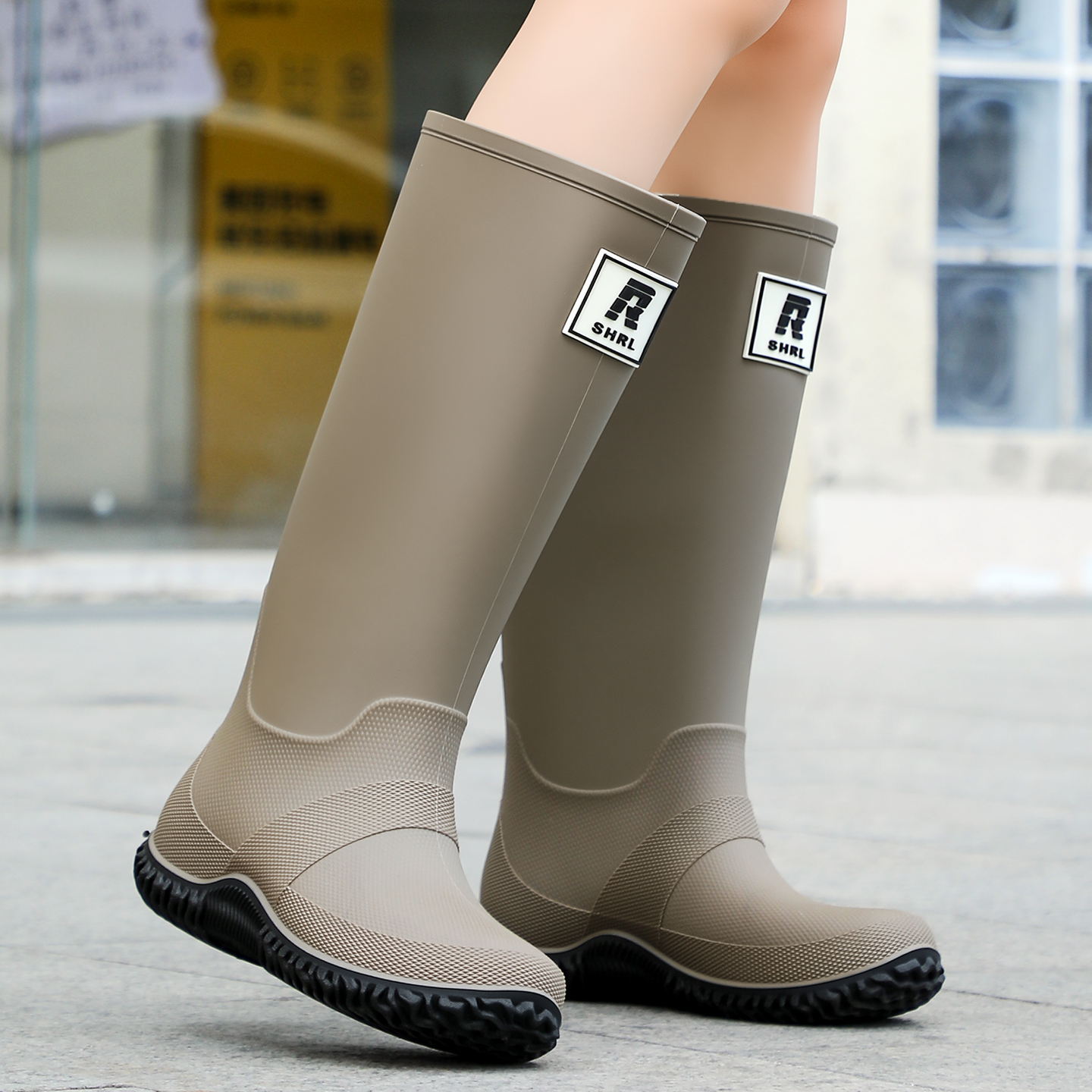 时尚外穿长筒雨鞋男女情侣加绒保暖防水防滑高筒雨靴胶鞋徒步水鞋