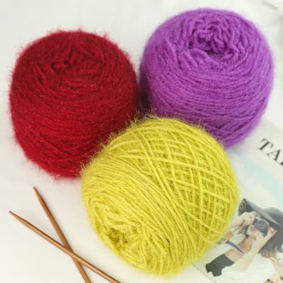 松鼠绒毛线3两大团手工