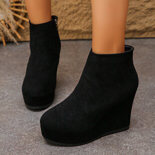 2026坡跟短靴女磨砂圆头黑色厚底防水台超高跟春秋单靴加绒小个子