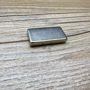 钓鱼饵盘饰品配件 6.6毫米长方形磁铁 广告强力磁铁 N45性能9.6