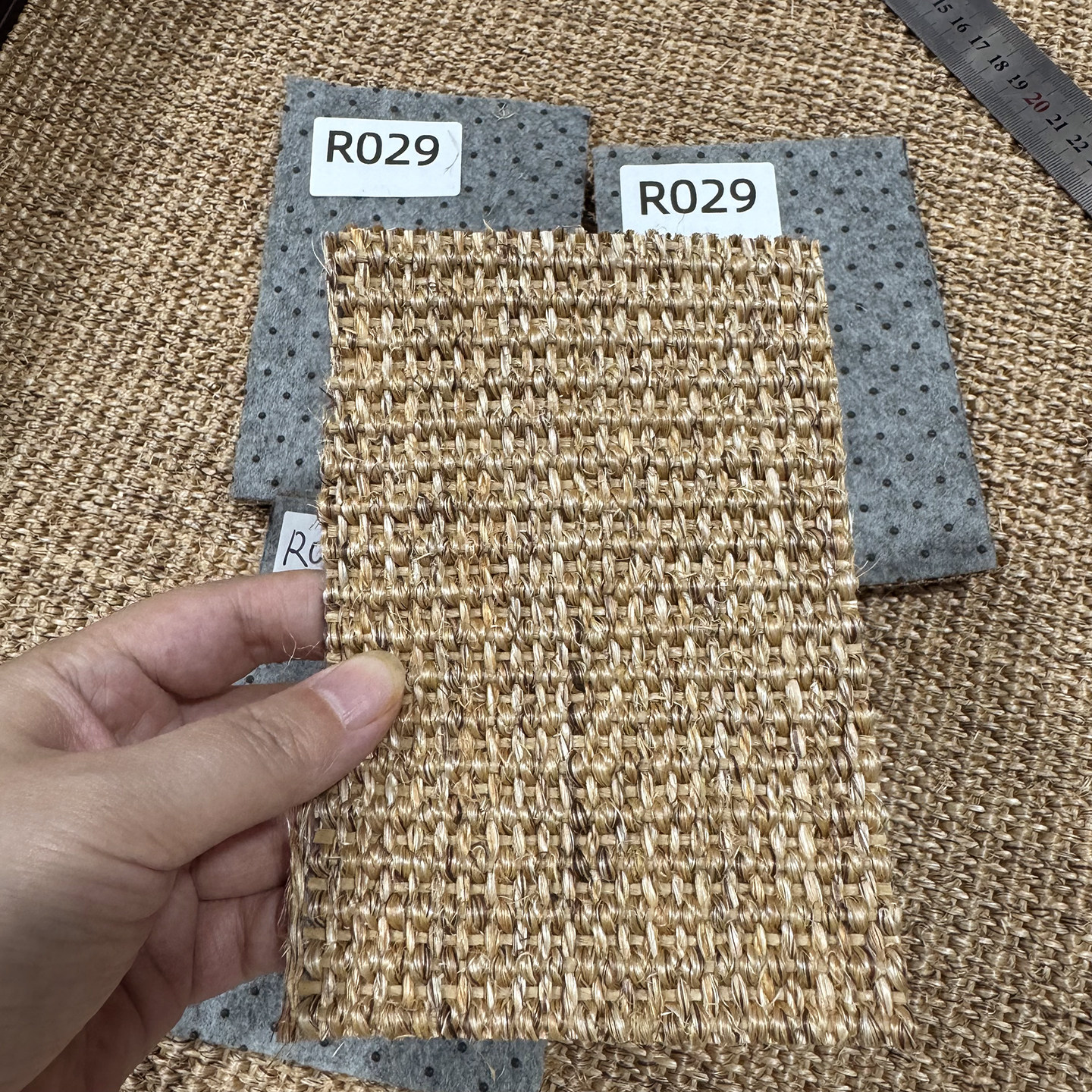 高档剑麻墙布地毯上墙壁布服装店图片