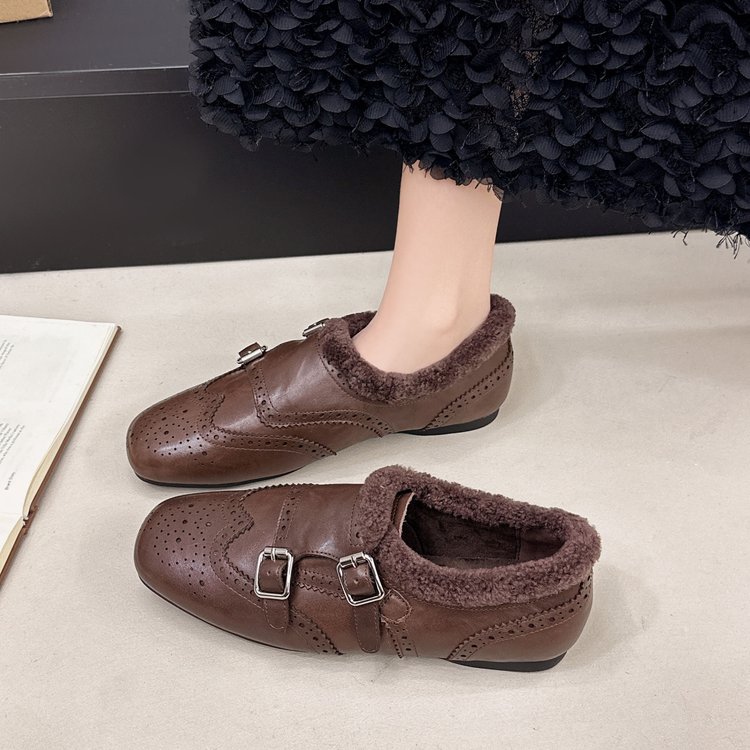 复古皮带扣雕花布洛克鞋潮