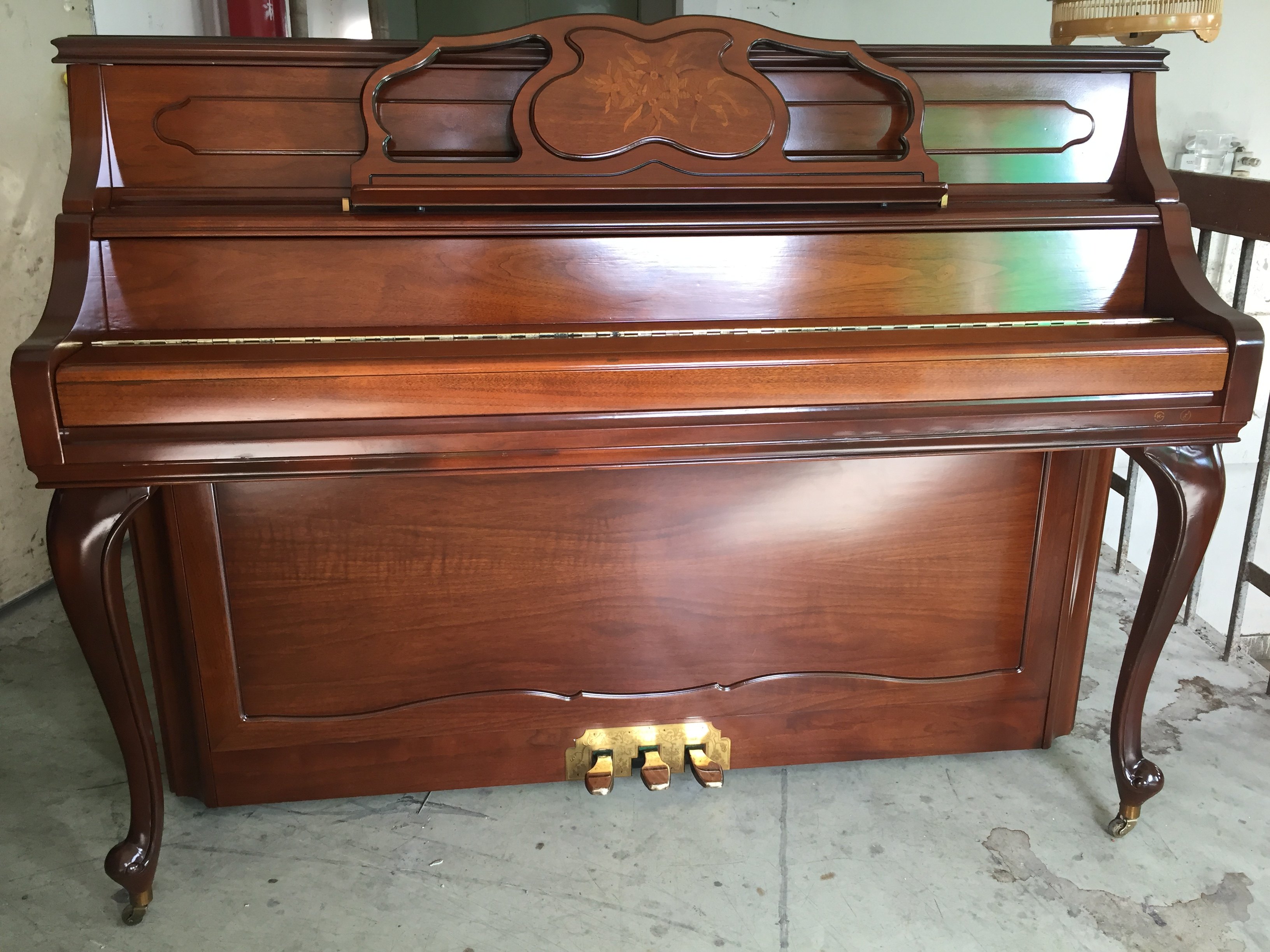 深圳原装进口二手钢琴三益samick 欧式复古110练习琴