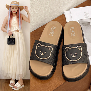 2024夏季 厚底百搭居家防滑防臭外穿水钻可受小熊一字松糕女拖 新款