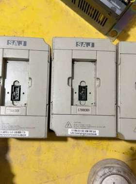 适用三晶变频器8000 VR75M3，0.75KW/380议价