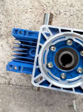 适用NMRV63减速机，速比1:20，蓝色外壳铝合金材质。输入孔议价