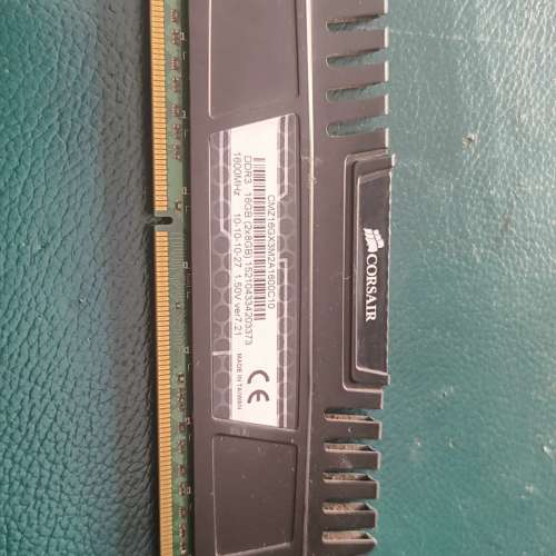 适用海盗船DDR3 1600内存条，16GB（2x8GB）套装，议价
