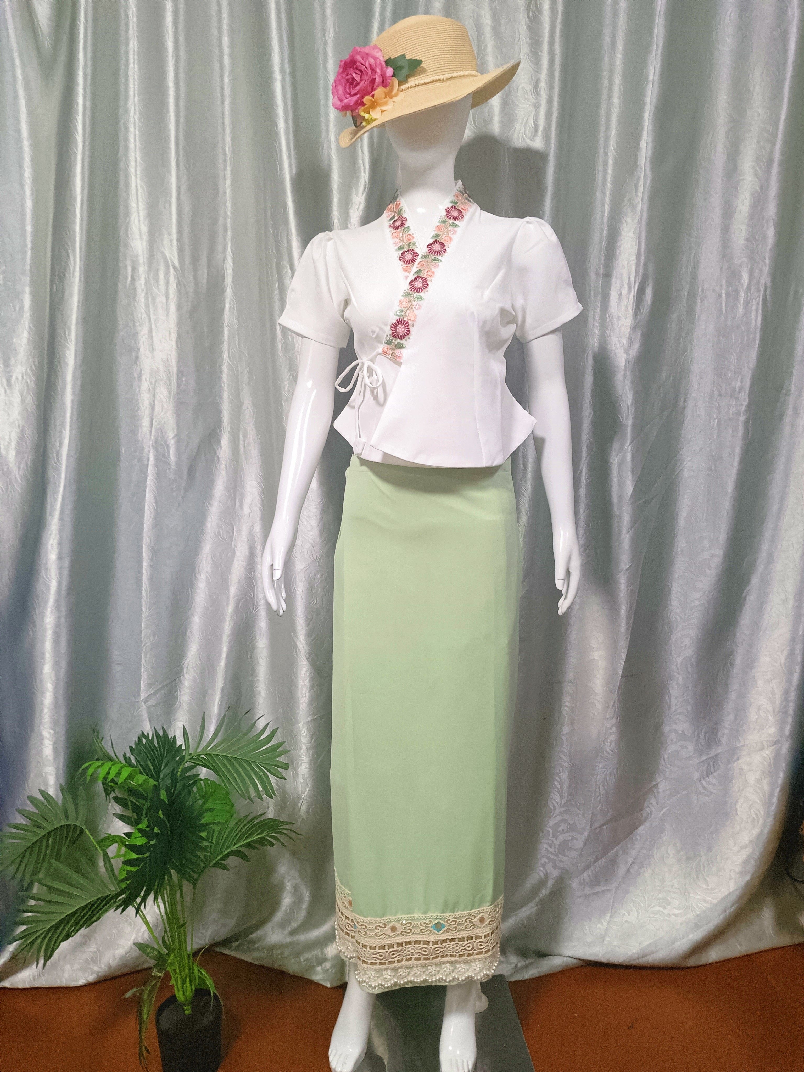 云南2024新款傣族民族服装女夏季传统显瘦工作服日常生活装小清新