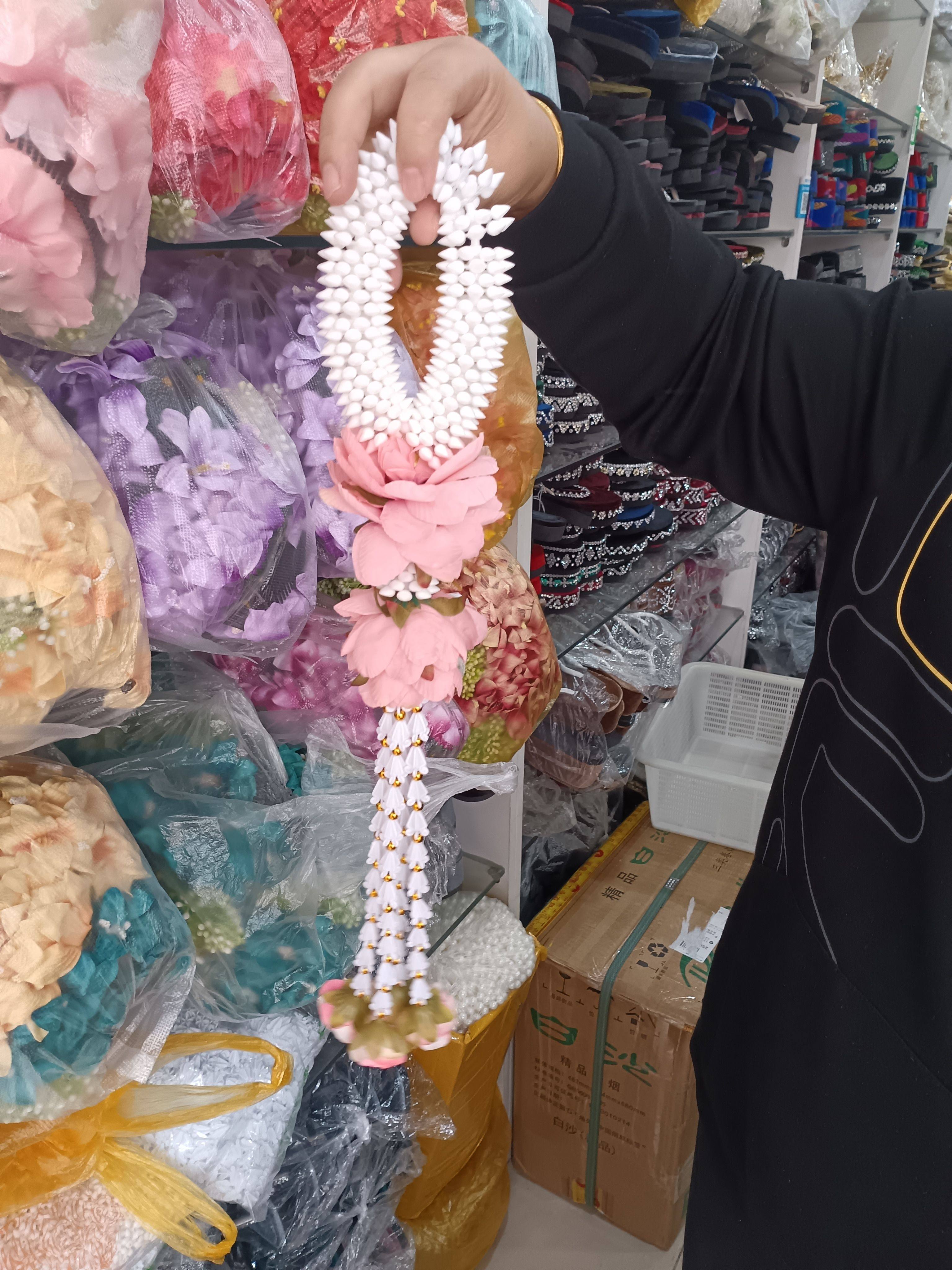 西双版纳泰式手拿花拍摄道具民族风手工花少数民族饰品新款花环