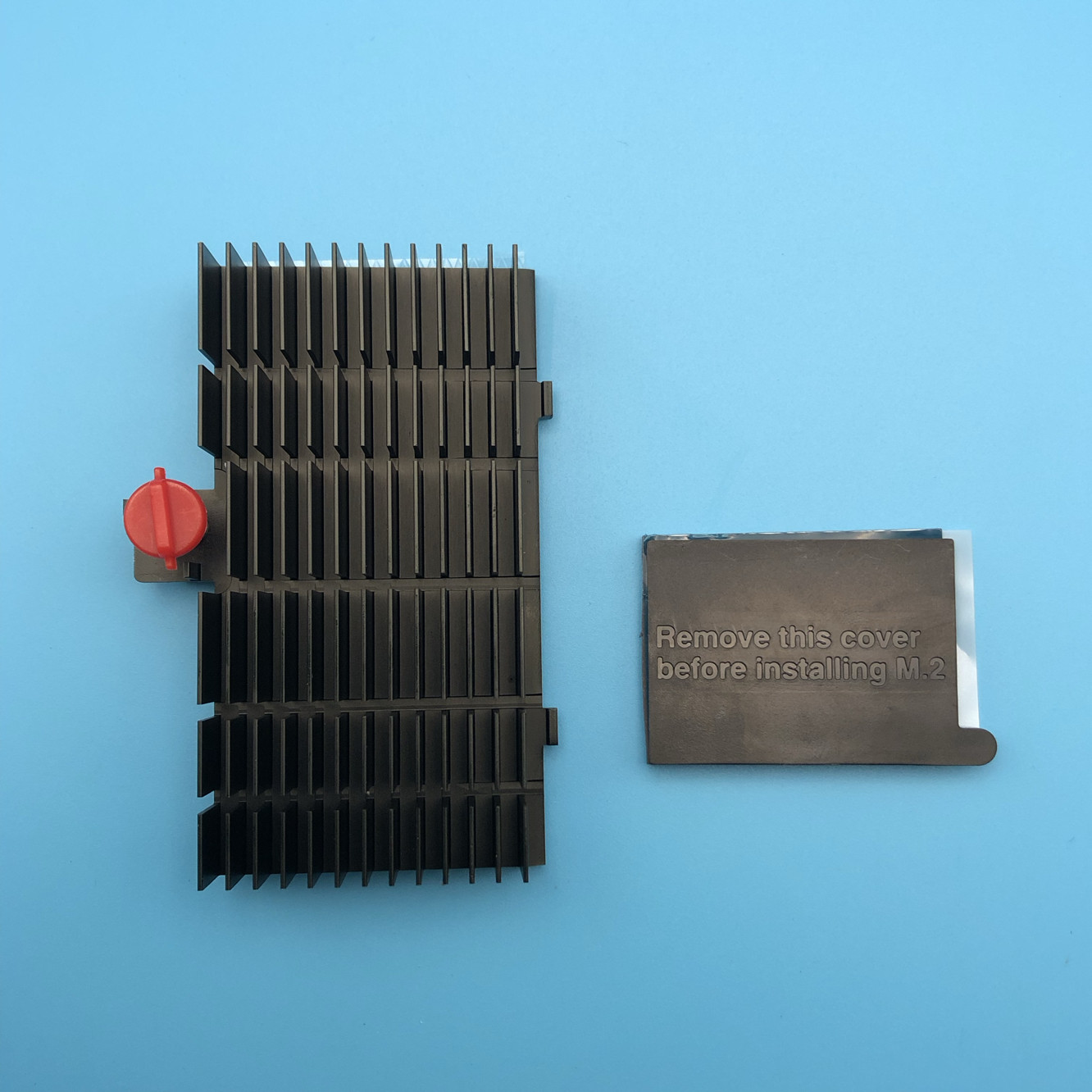 现货联想ThinkStation P520c工作站全新原装M.2硬盘散热器02CW449