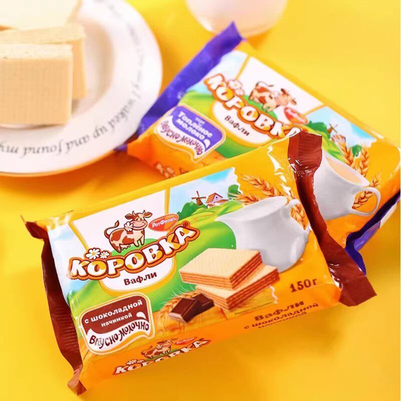 威化饼干俄罗斯进口巧克力小牛牌牛奶袋装夹心华夫饼休闲零食150g