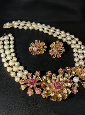 优雅甜美铜爪镶粉莱茵石花朵耳夹气质多层珍珠项链套装